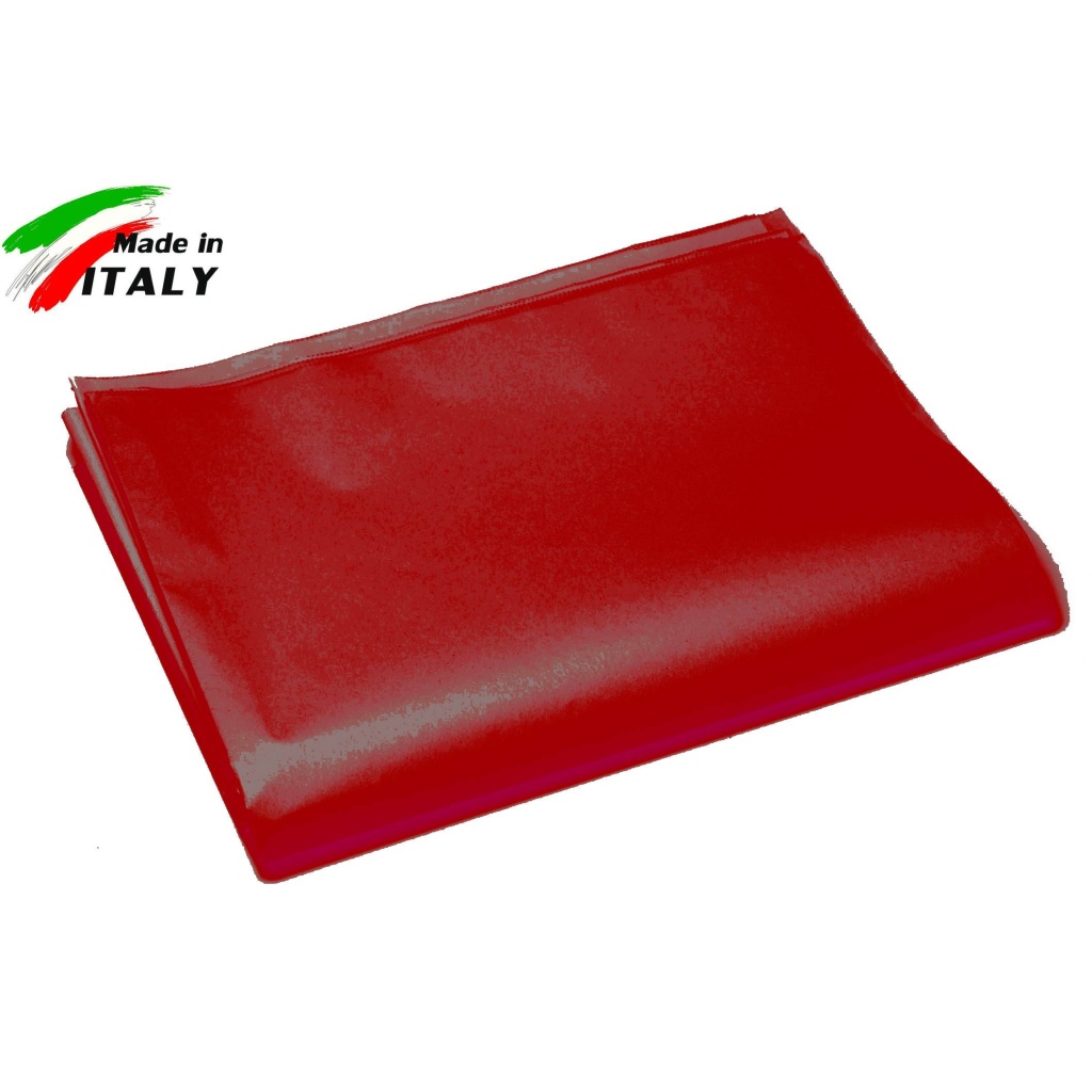 Realizza il tuo letto abbinando i disegni ai caldi toni della tinta unita rossa