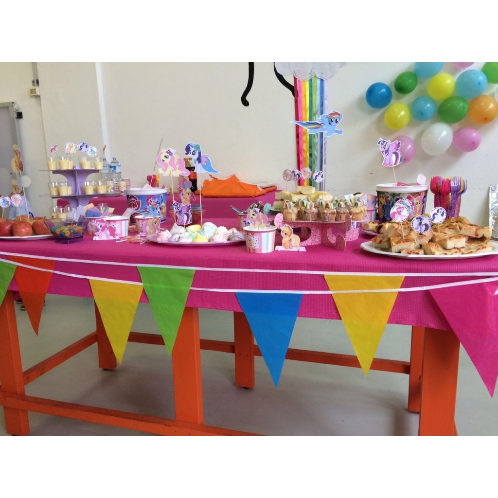 Tovaglia plastificata PARTY per feste compleanno in tinta unita